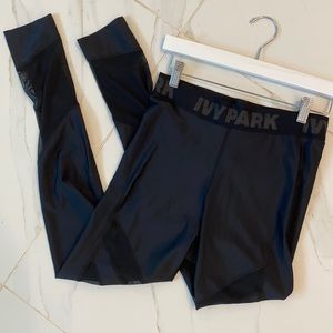 Ivy Park - Black leggings w/ mesh detail